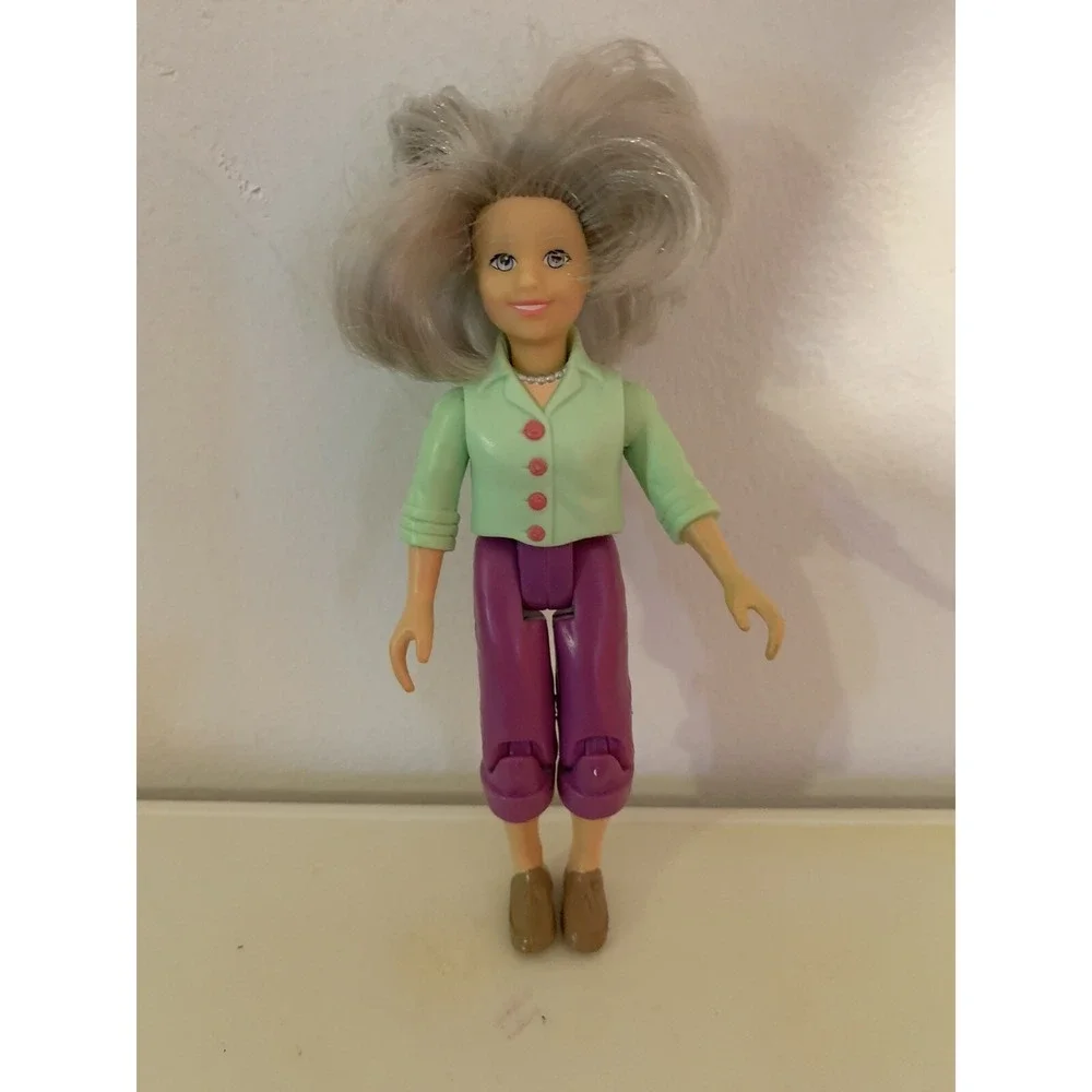 Fisher-Price Loving Family Dollhouse 2000 Grandma Grandmother Vintage